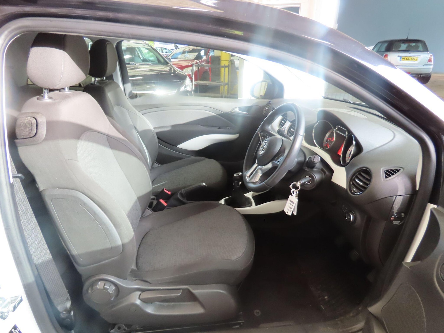Used Vauxhall ADAM 2014 for sale - 76927019: Photo 8