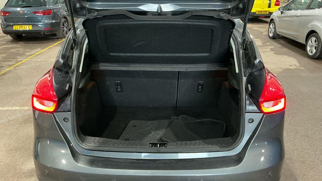 Used Ford Focus 2016 for sale - 77400706: Photo 14