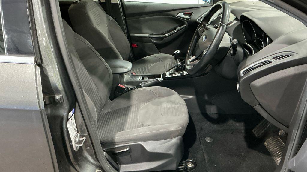 Used Ford Focus 2016 for sale - 77400706: Photo 9