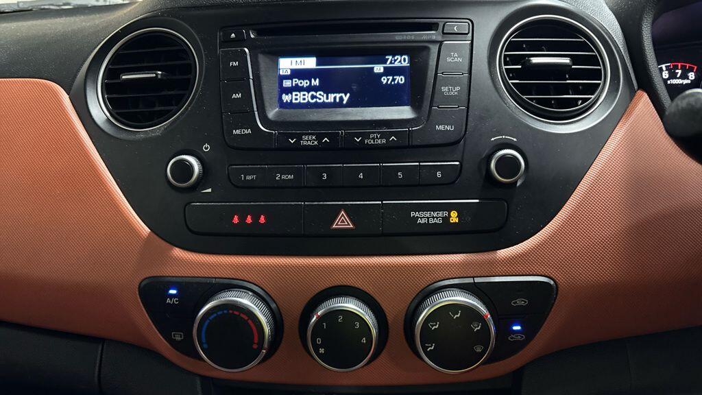 Used Hyundai i10 2014 for sale - 77202748: Photo 10