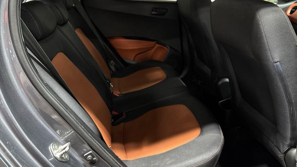 Used Hyundai i10 2014 for sale - 77202748: Photo 13