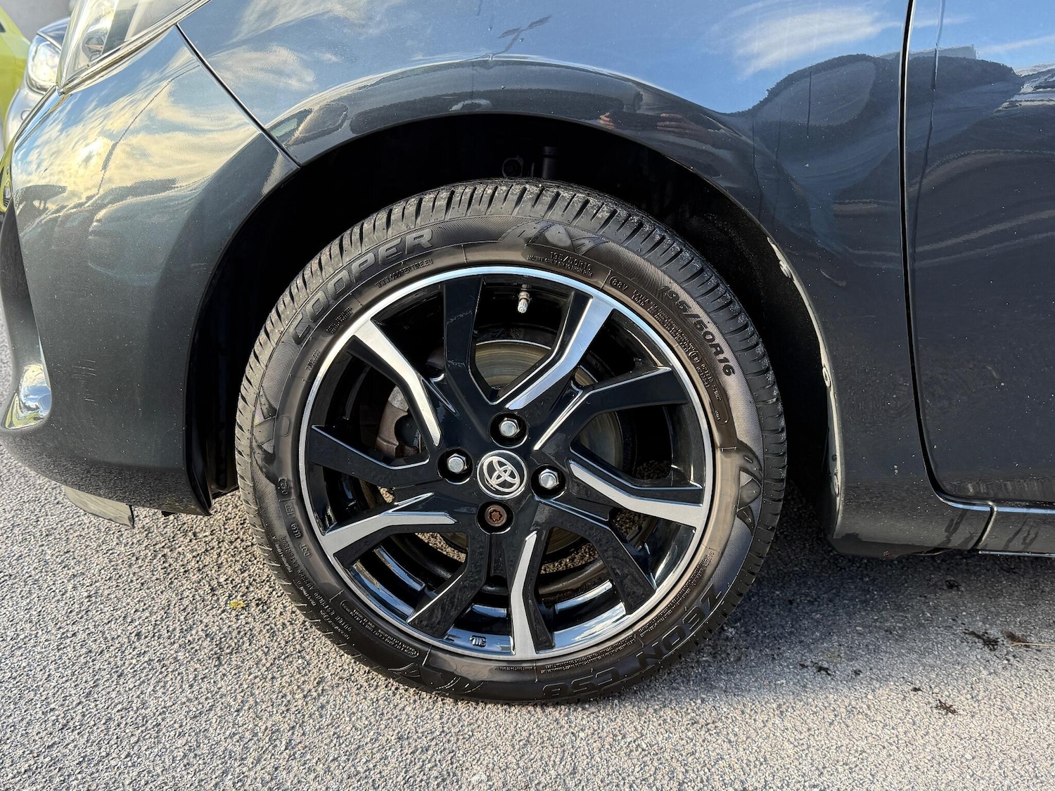 Used Toyota Yaris 2014 for sale - 77439844: Photo 17