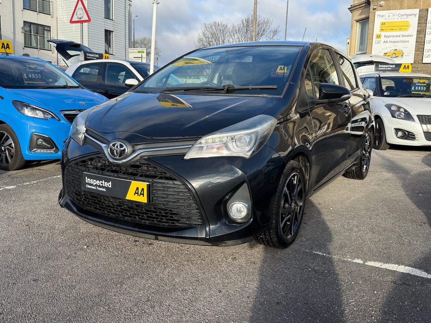 Used Toyota Yaris 2014 for sale - 77439844: Photo 6