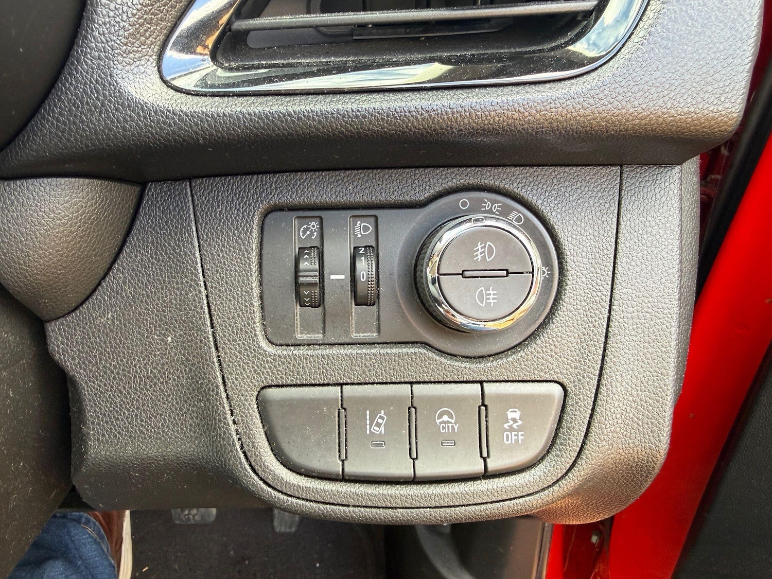 Used Vauxhall Viva 2015 for sale - 78058728: Photo 9