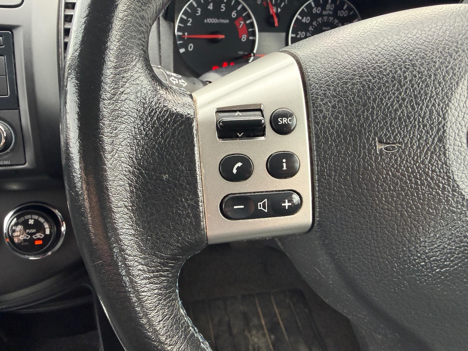 Used Nissan Note 2012 for sale - 77175938: Photo 28