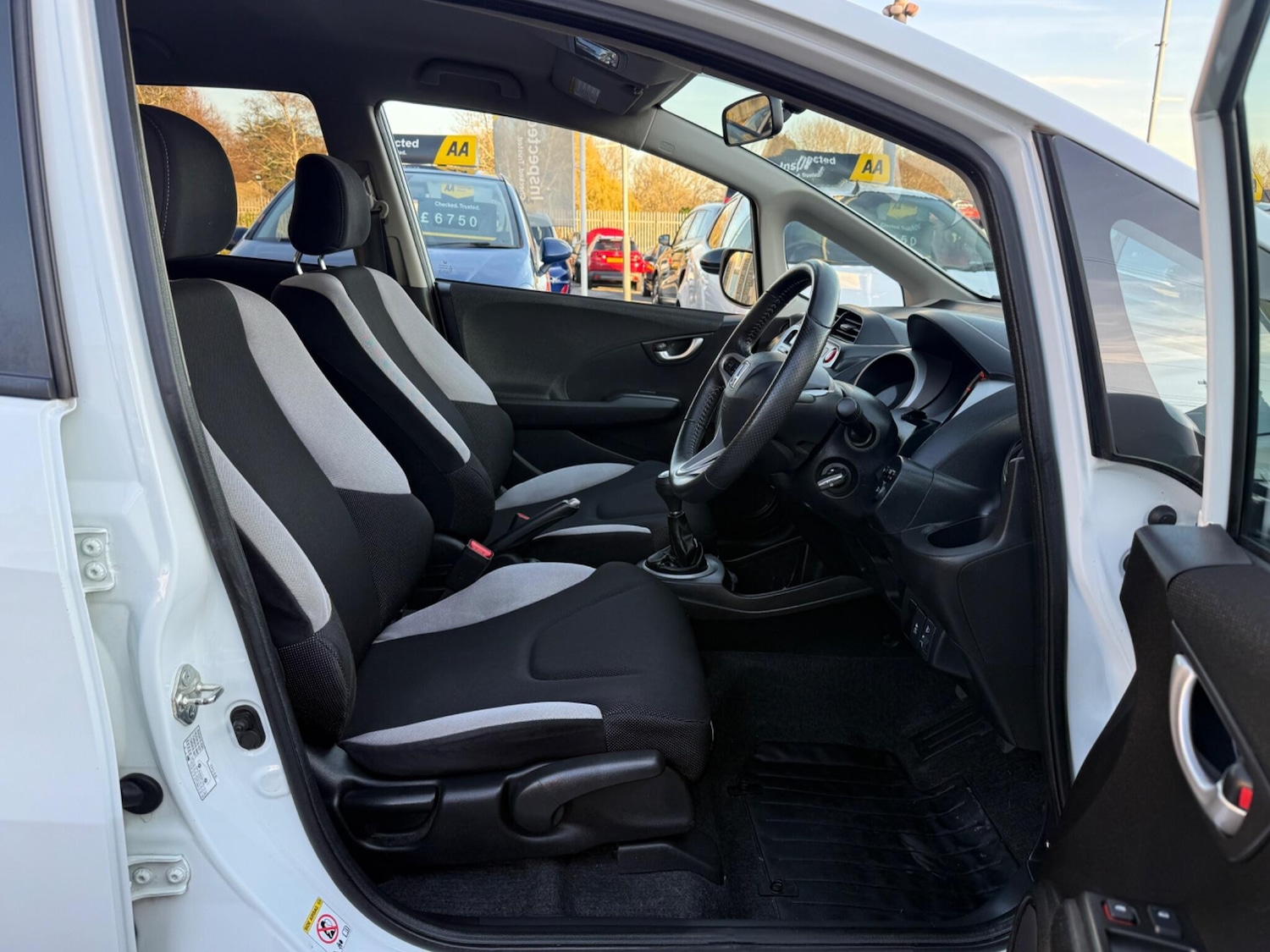 Used Honda Jazz 2013 for sale - 76658474: Photo 21