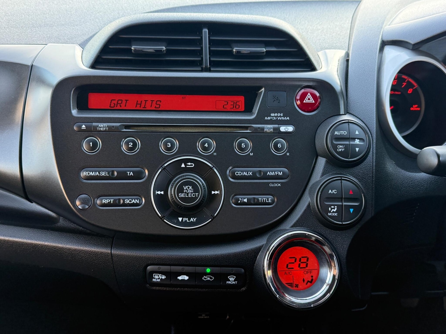 Used Honda Jazz 2013 for sale - 76658474: Photo 22