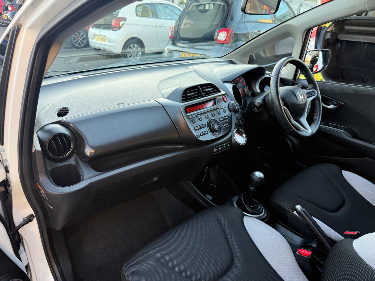 Used Honda Jazz 2013 for sale - 76658474: Photo 26