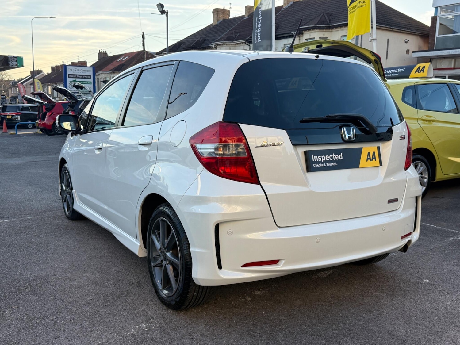 Used Honda Jazz 2013 for sale - 76658474: Photo 8