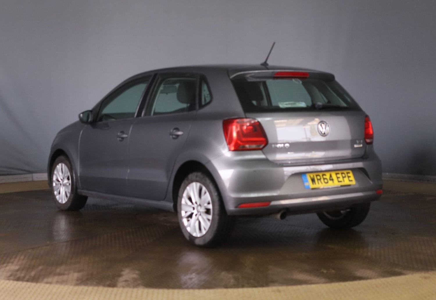 Used Volkswagen Polo 2014 for sale - 76361259: Photo 4
