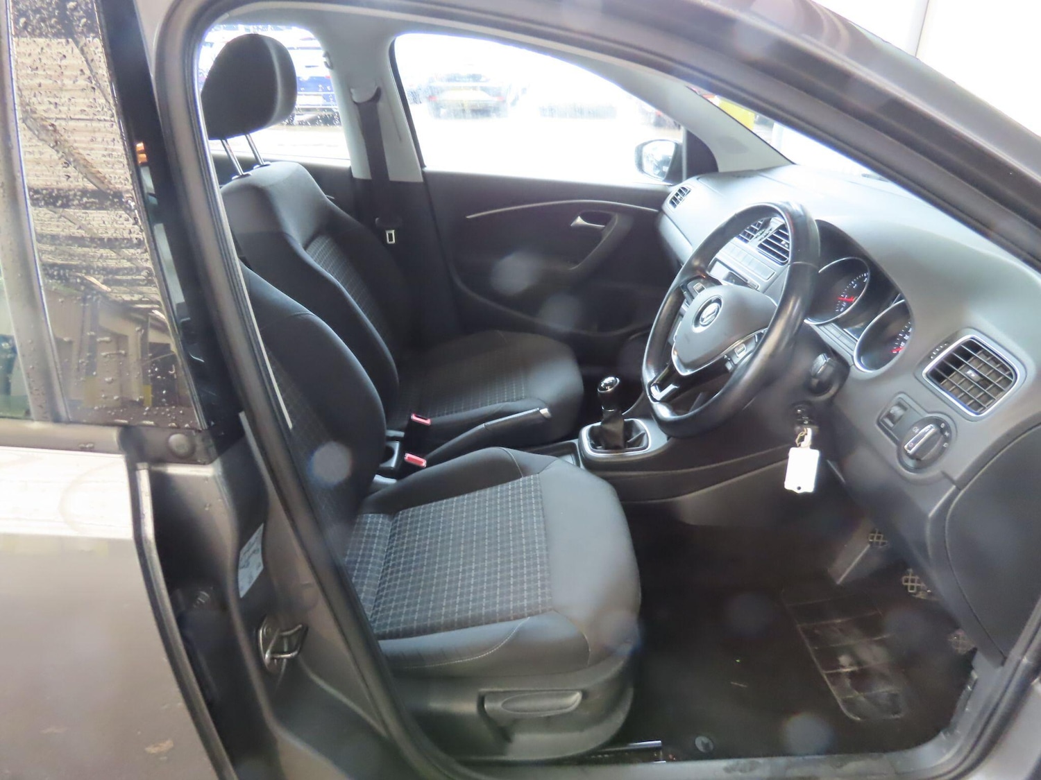 Used Volkswagen Polo 2014 for sale - 76361259: Photo 8