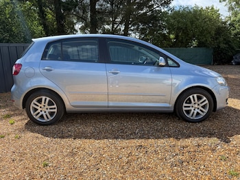 Used Volkswagen Golf Plus 2010 for sale - 78854936: Photo