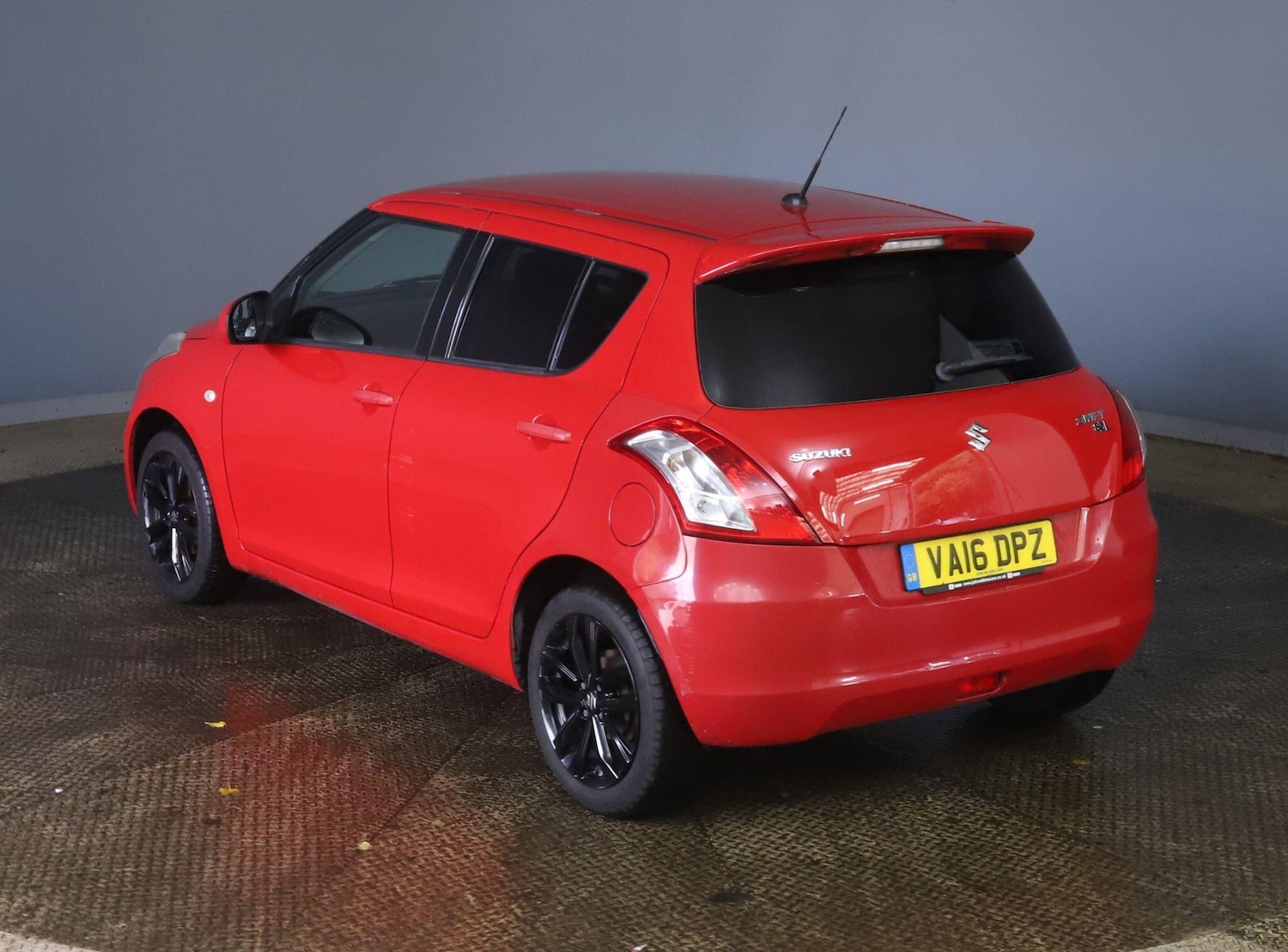 Used Suzuki Swift 2016 for sale - 76361044: Photo 4