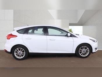 Used Ford Focus 2017 for sale - 79034145: Photo