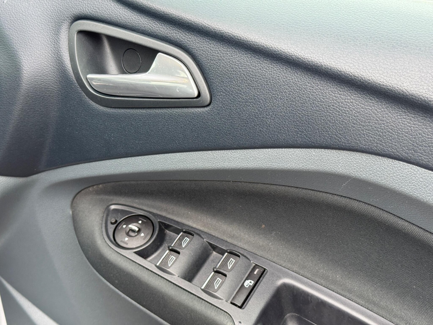 Used Ford C-Max 2011 for sale - 76538620: Photo 25