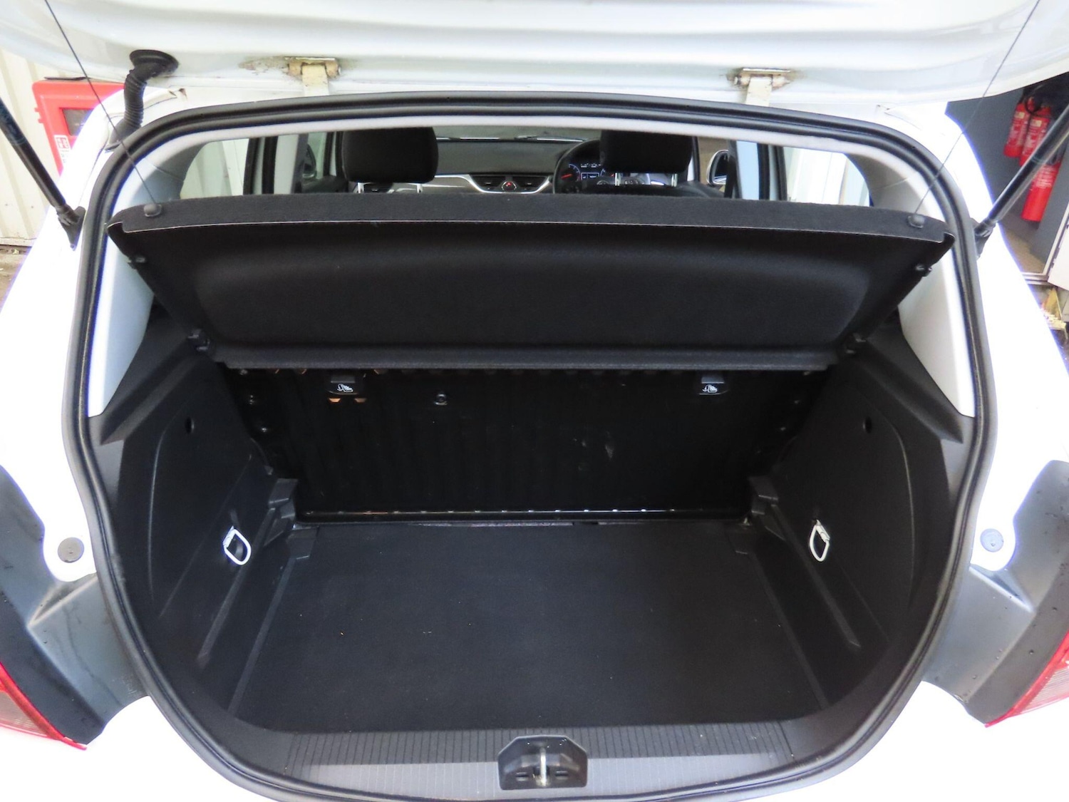 Used Vauxhall Corsa 2015 for sale - 76188405: Photo 14