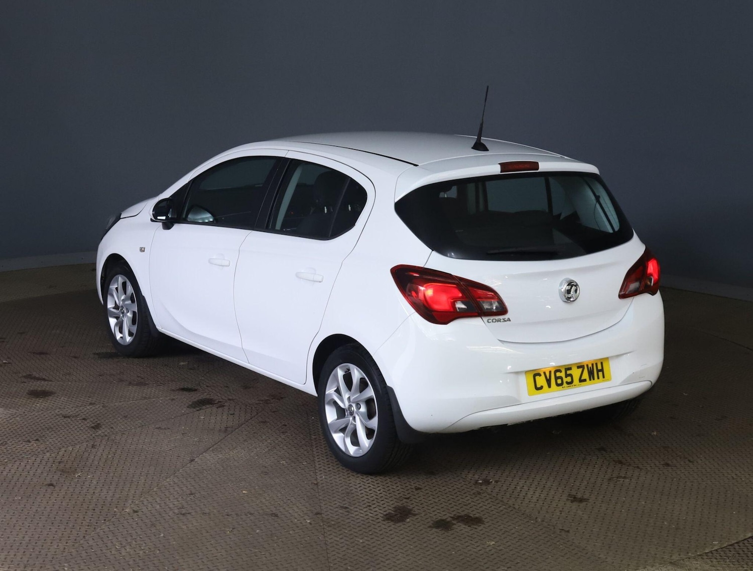 Used Vauxhall Corsa 2015 for sale - 76188405: Photo 4