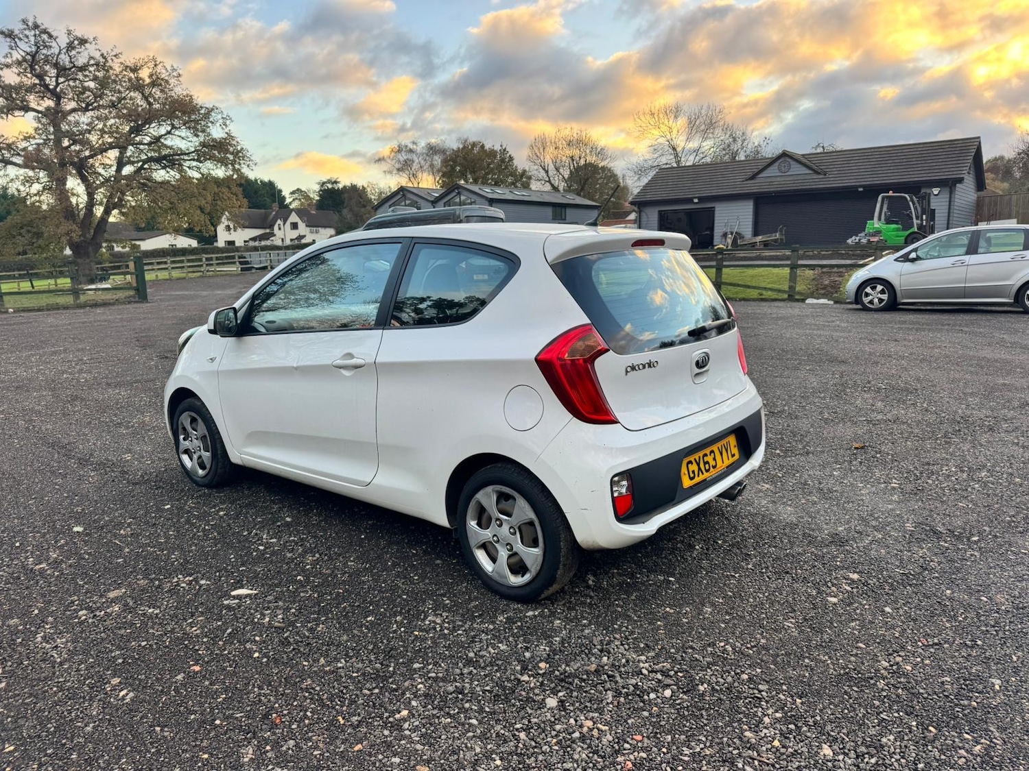 Used Kia Picanto 2013 for sale - 76705693: Photo 4