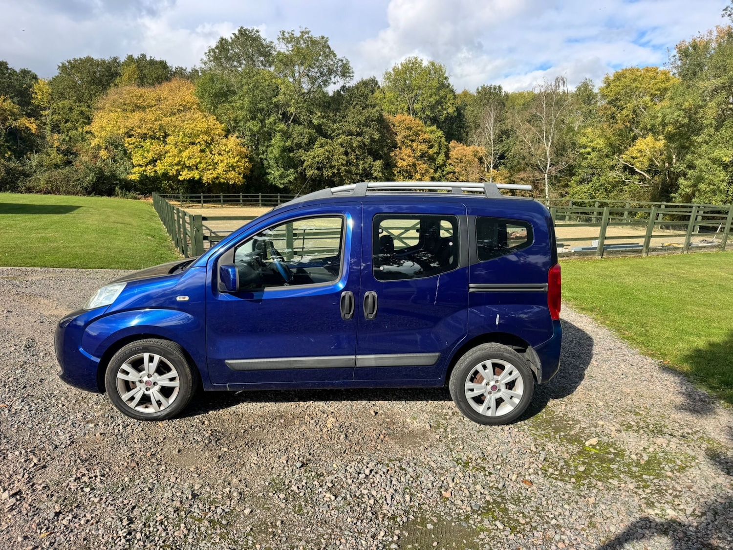 Used Fiat Qubo 2009 for sale - 76588285: Photo 2