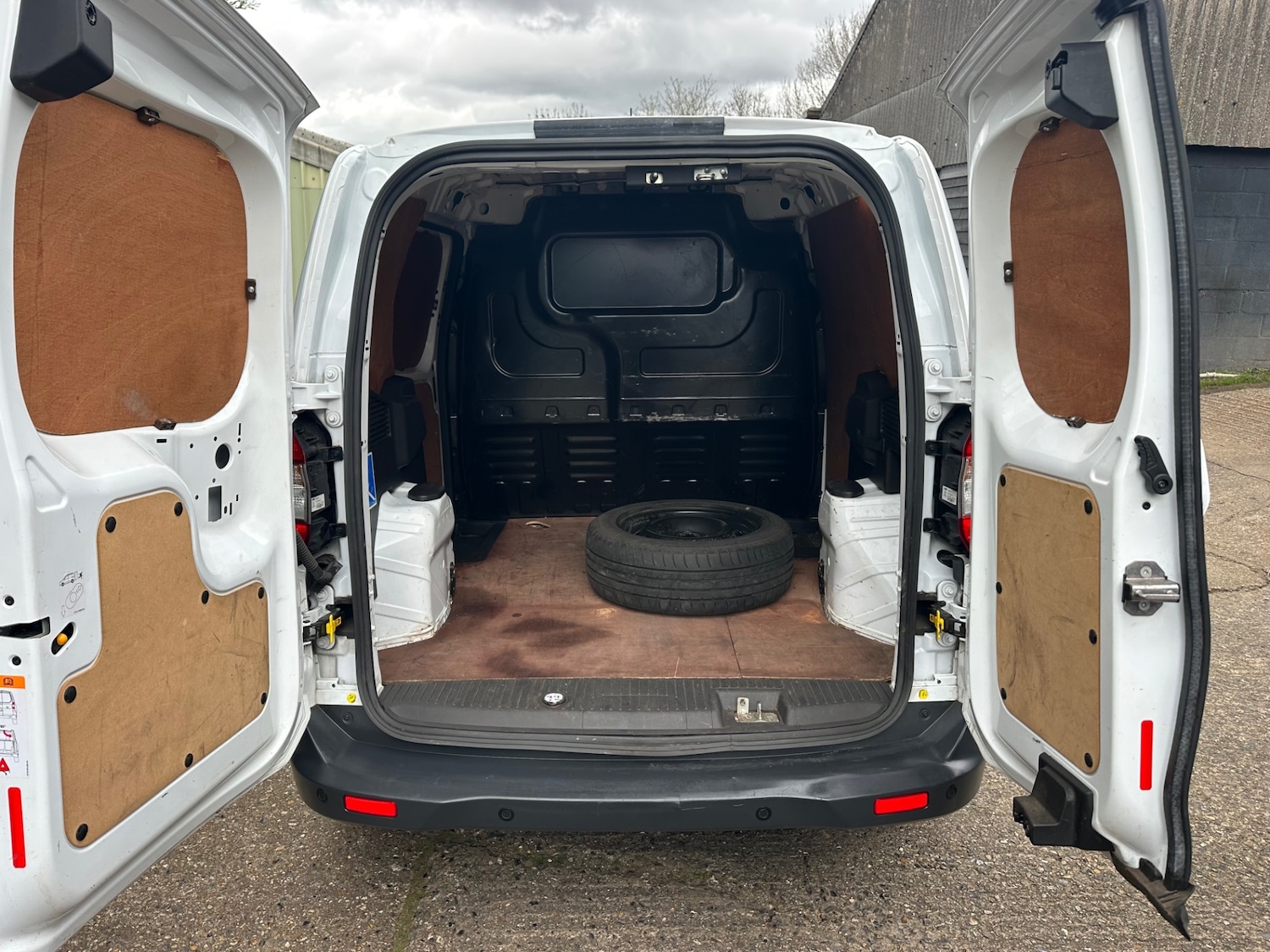 Used Ford Transit Courier 2022 for sale - 78143770: Photo 10