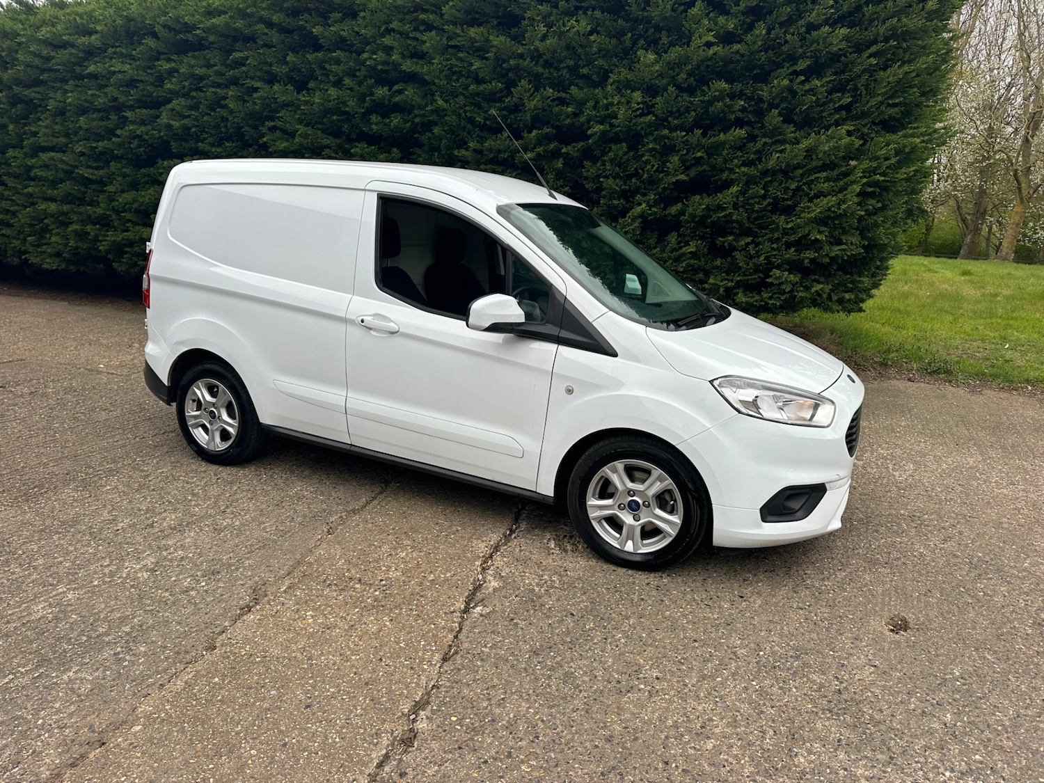 Used Ford Transit Courier 2022 for sale - 78143770: Photo 2