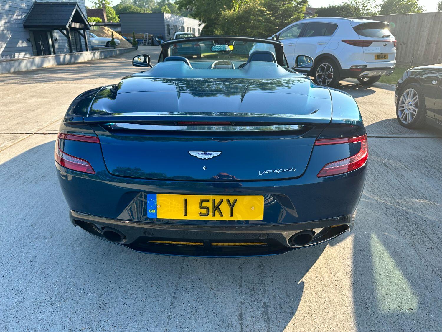 Used Aston Martin Vanquish 2013 for sale - 76268538: Photo 2