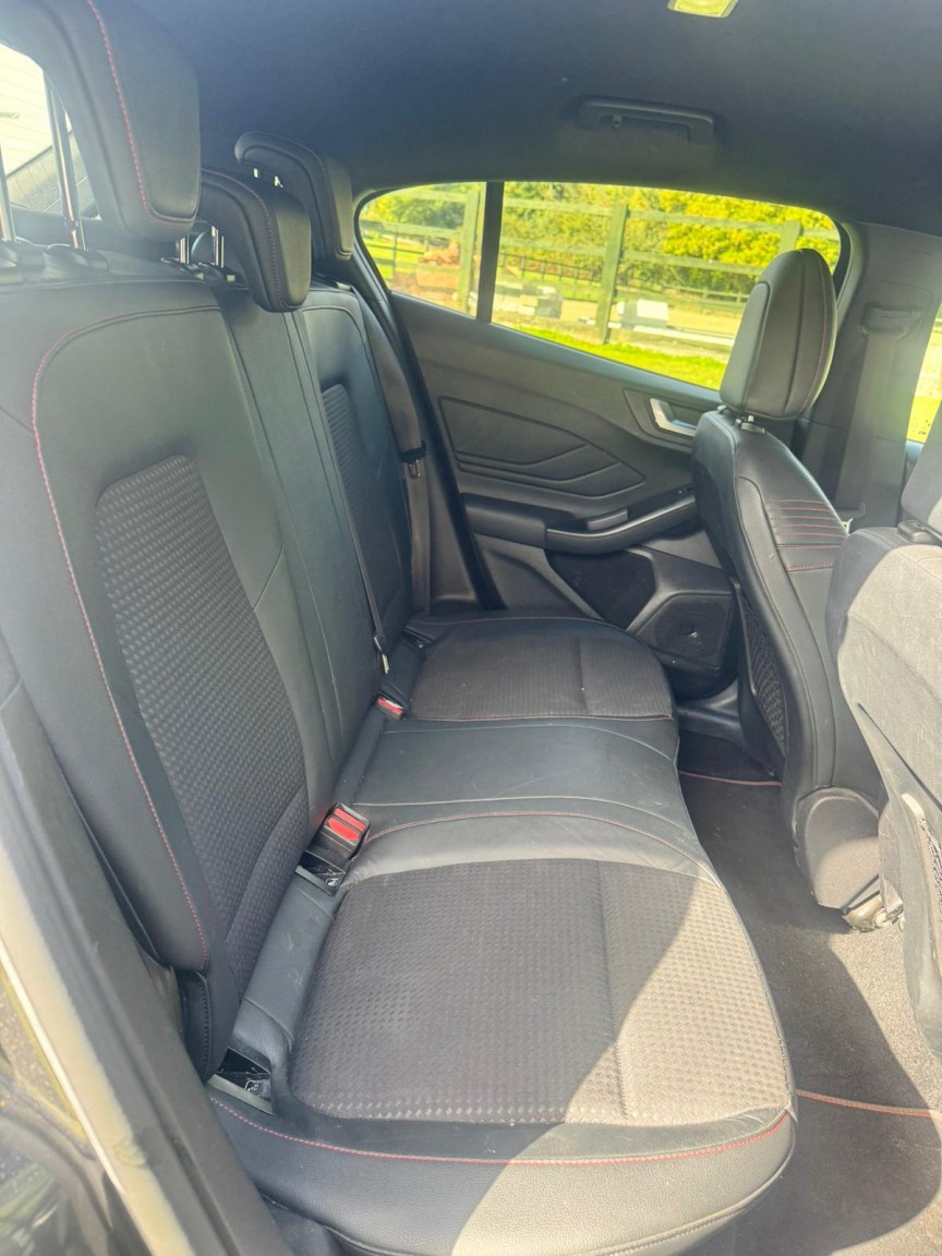 Used Ford Focus 2021 for sale - 76324723: Photo 9