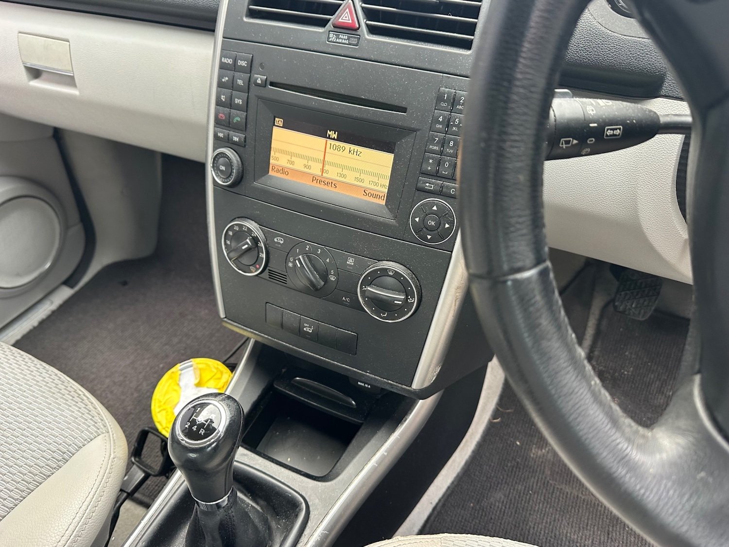 Used Mercedes-Benz A-Class 2012 for sale - 76588330: Photo 11