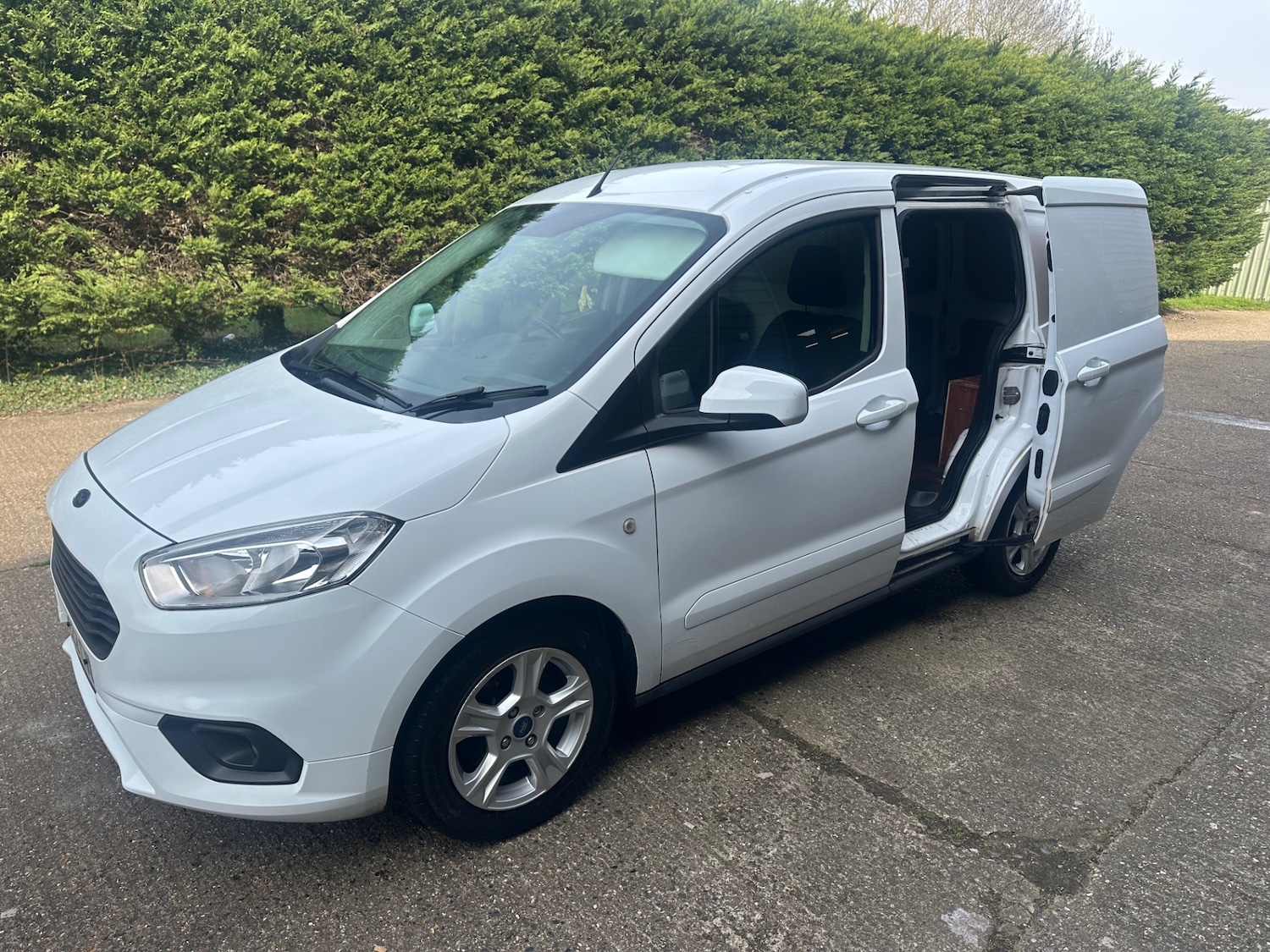 Used Ford Transit Courier 2022 for sale - 77974668: Photo 5