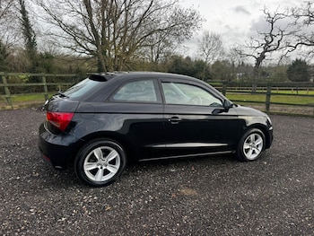 Used Audi A1 2017 for sale - 77234013: Photo