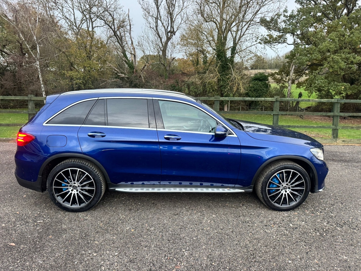 Used Mercedes-Benz GLC 2017 for sale - 76625431: Photo 3
