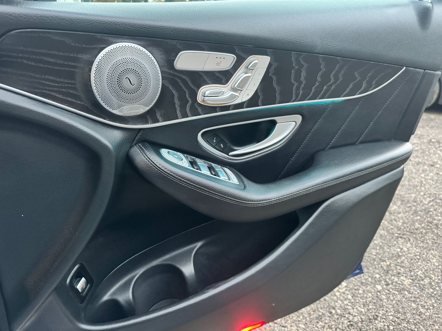 Used Mercedes-Benz GLC 2017 for sale - 76625431: Photo 4