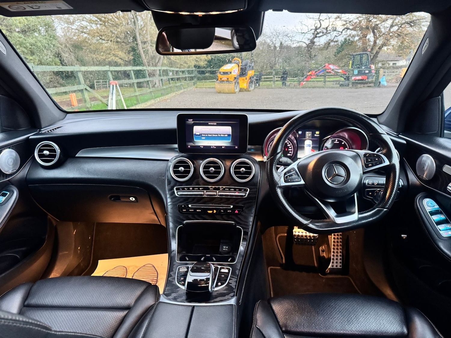 Used Mercedes-Benz GLC 2017 for sale - 76625431: Photo 6