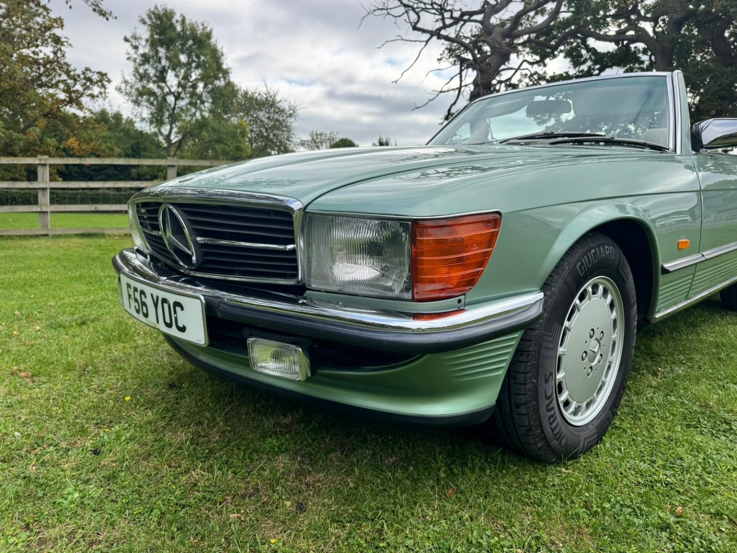 Used Mercedes-Benz SL 1988 for sale - 76324842: Photo 2