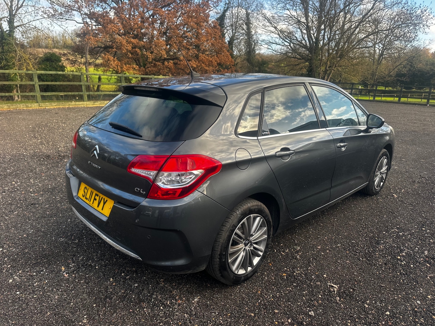 Used Citroen C4 2011 for sale - 76960245: Photo 6