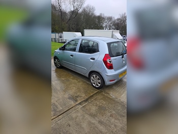 Used Hyundai i10 2012 for sale - 77573024: Photo