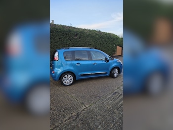 2009 (59) - 1.4 VTi 16V Exclusive 5dr