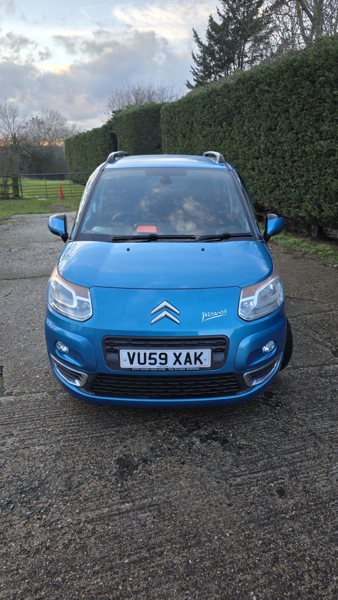 Used Citroen C3 Picasso 2009 for sale - 77233484: Photo 4
