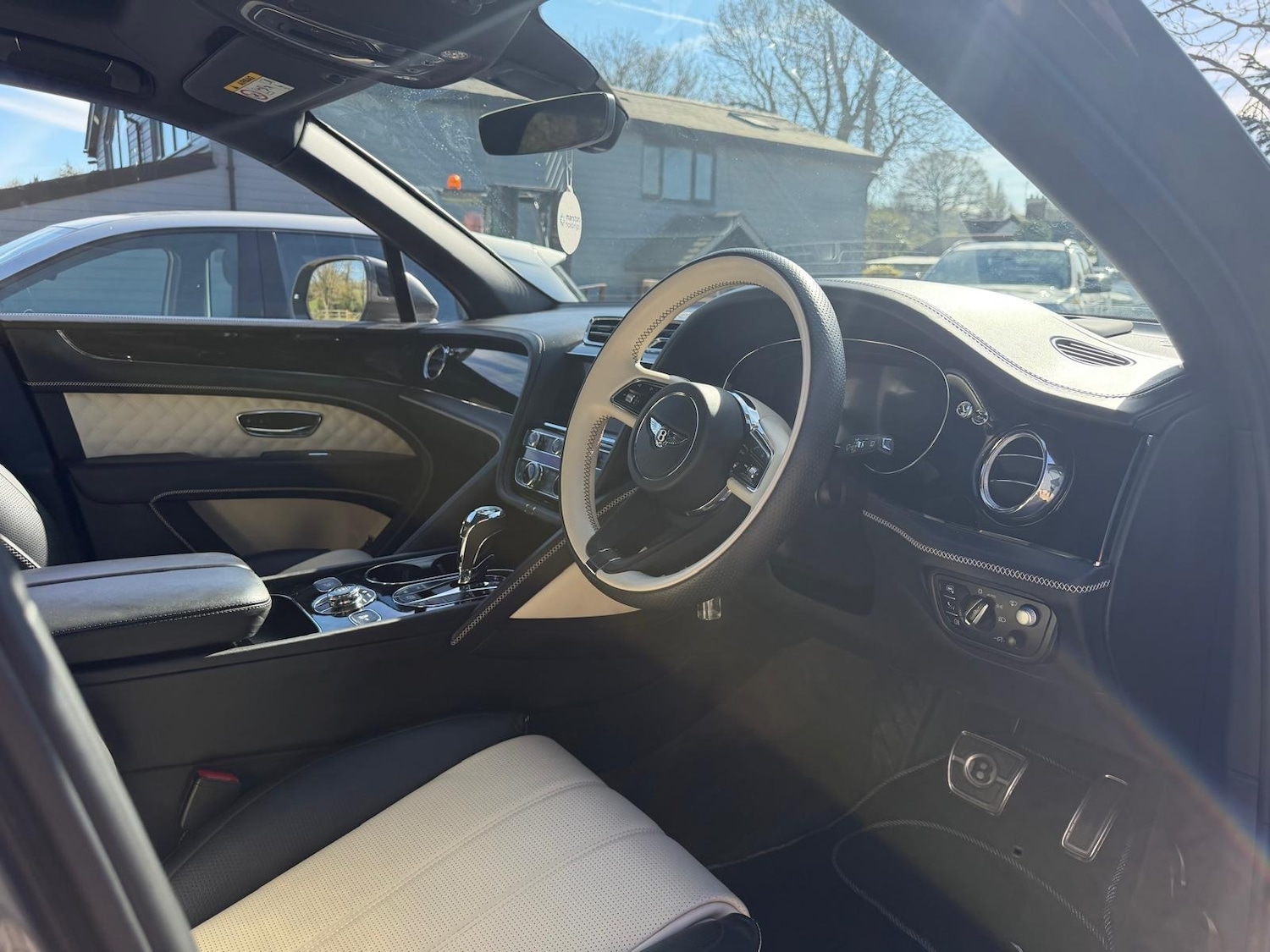 Used Bentley Bentayga 2022 for sale - 78054300: Photo 16