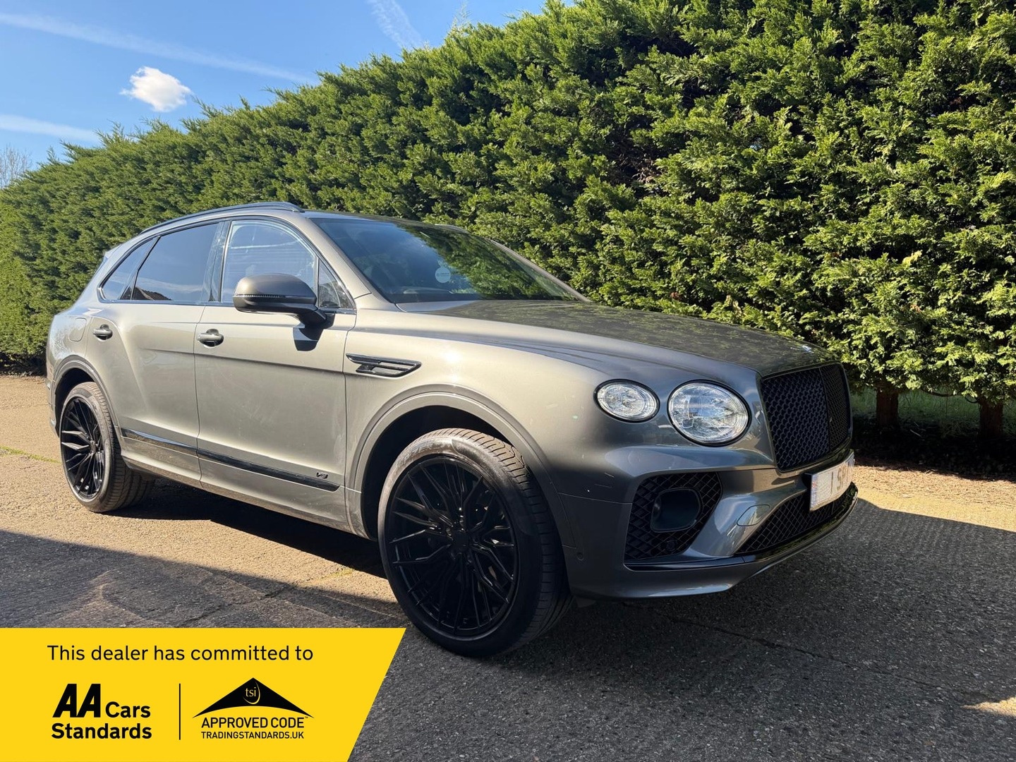 Used Bentley Bentayga 2022 for sale - 78054300: Photo 2