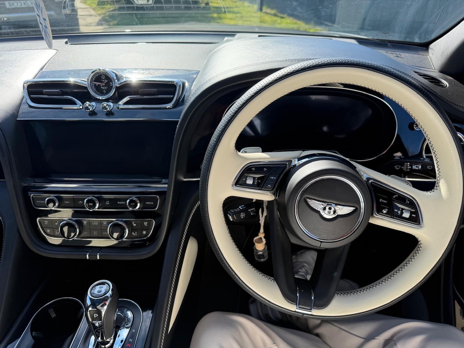 Used Bentley Bentayga 2022 for sale - 78054300: Photo 8