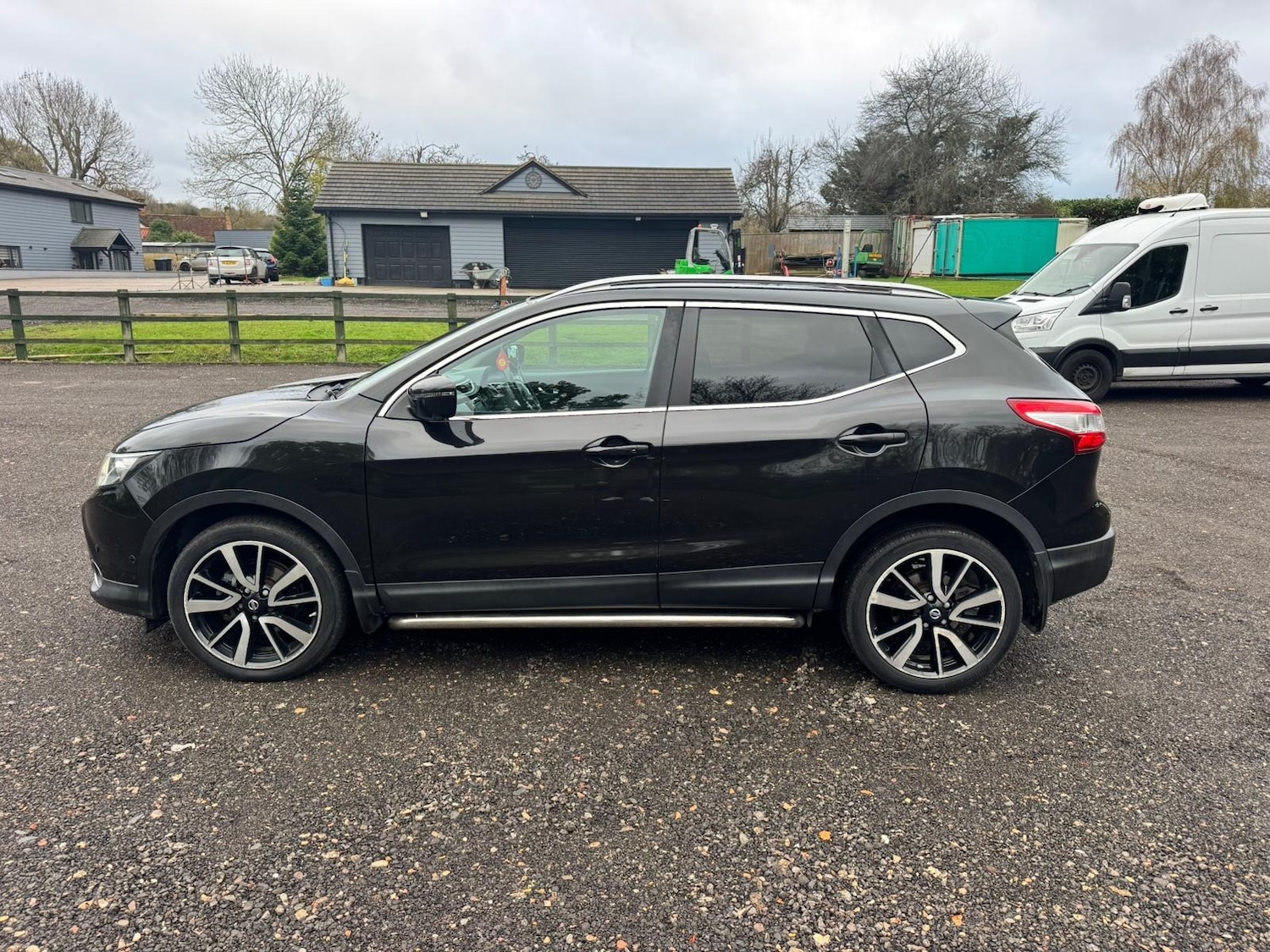 Used Nissan Qashqai 2016 for sale - 76821227: Photo 9