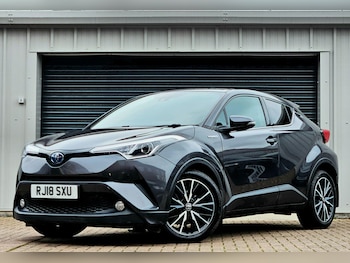 Used Toyota C-HR 2018 for sale - 76306369: Photo 4
