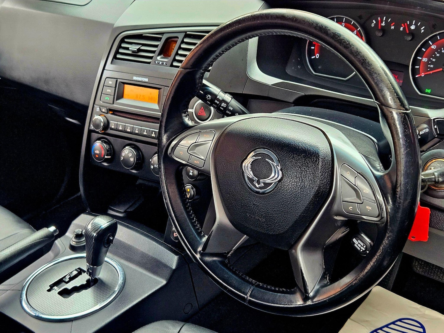 Used Ssangyong Korando Sports 2015 for sale - 76360232: Photo 15