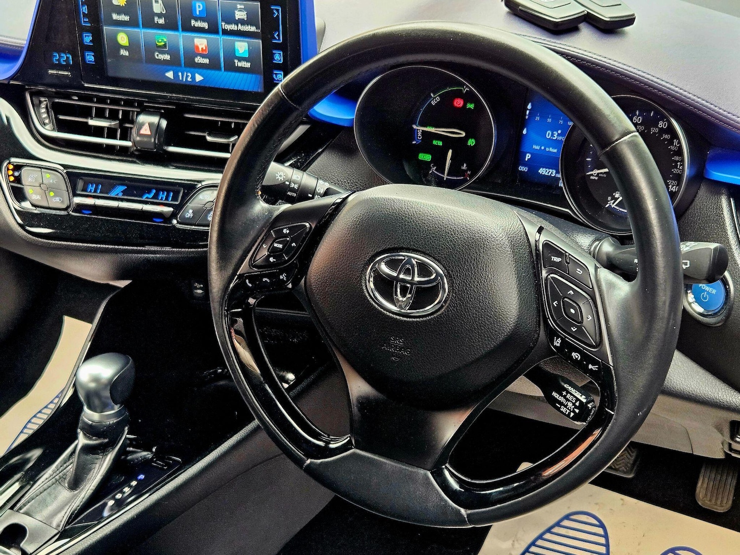 Used Toyota C-HR 2017 for sale - 77646152: Photo 18