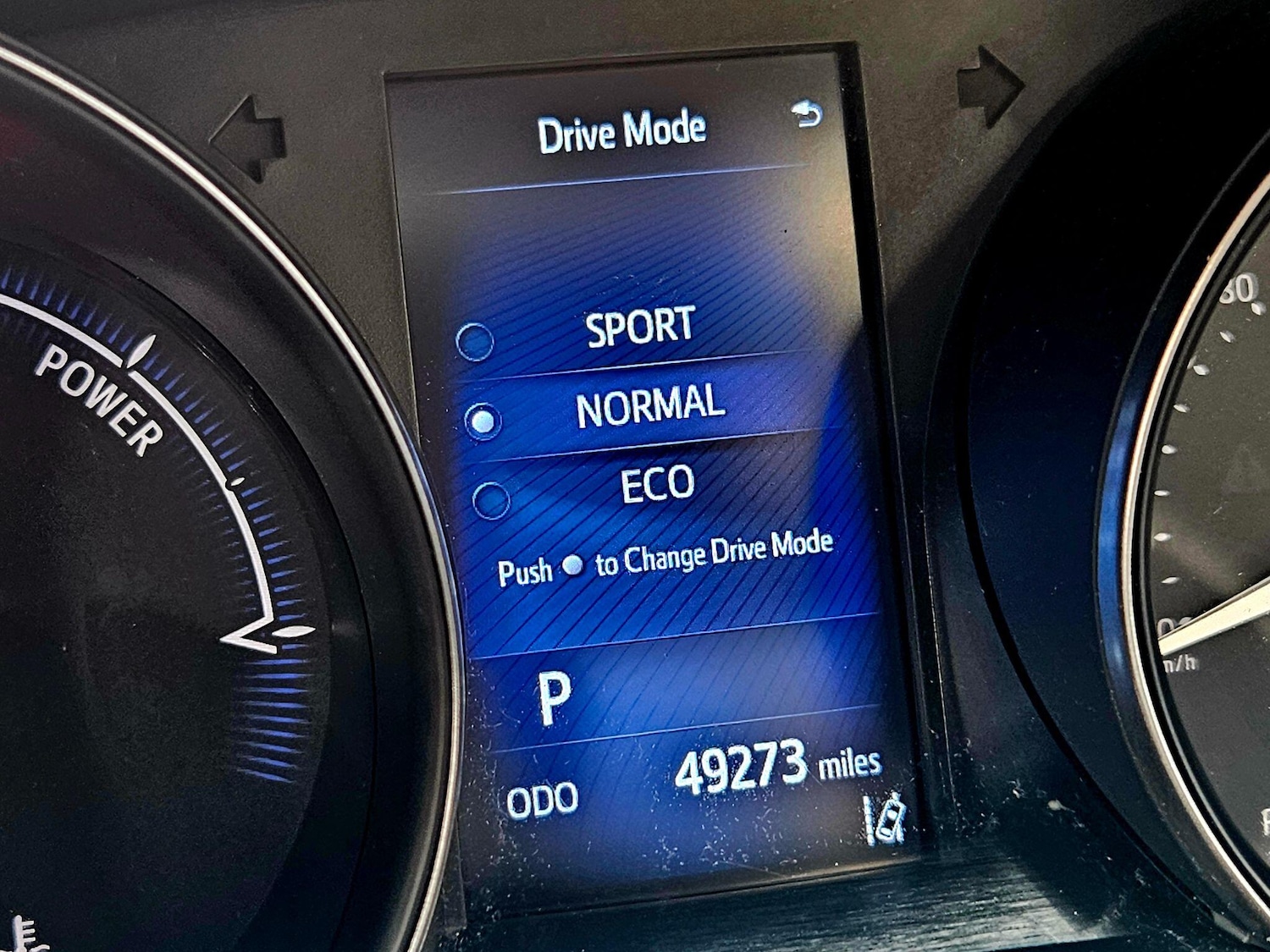 Used Toyota C-HR 2017 for sale - 77646152: Photo 26