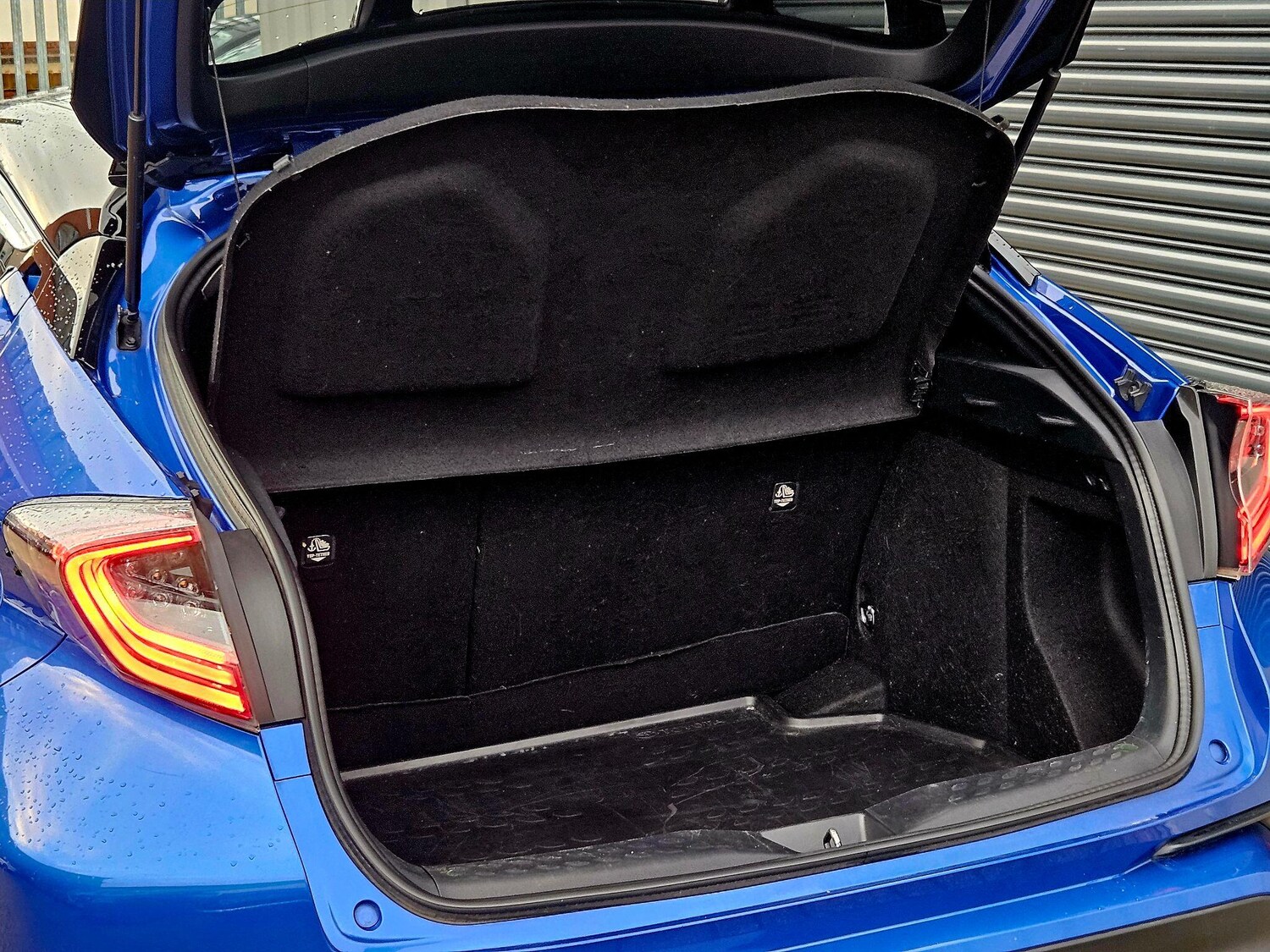 Used Toyota C-HR 2017 for sale - 77908597: Photo 13