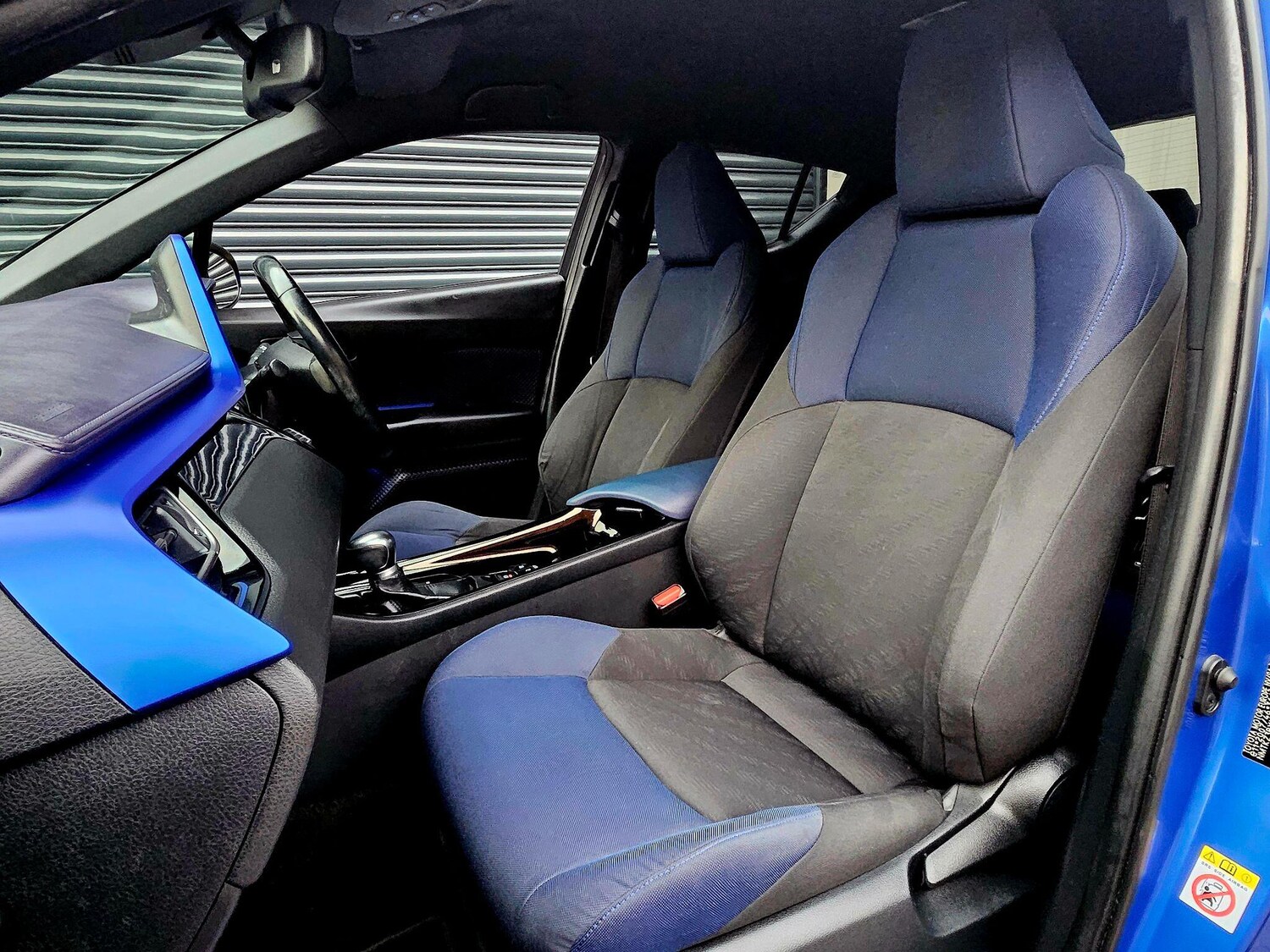 Used Toyota C-HR 2017 for sale - 77908597: Photo 17