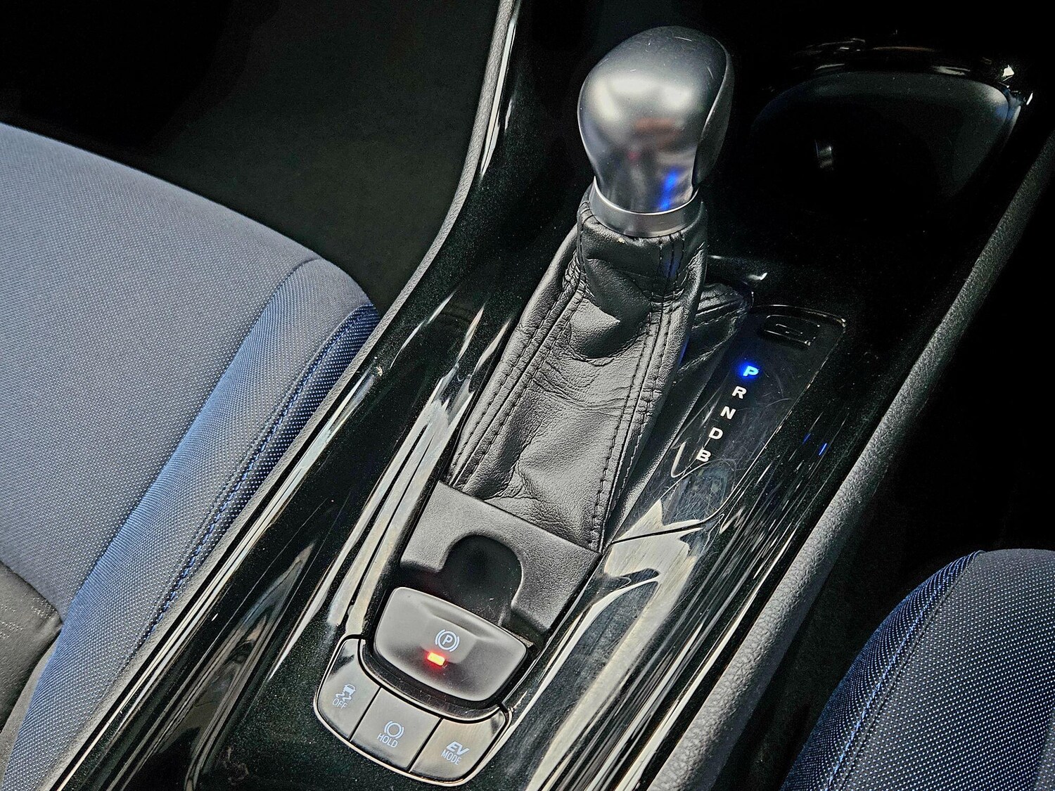 Used Toyota C-HR 2017 for sale - 77908597: Photo 20