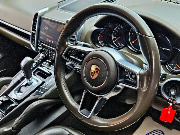 Used Porsche Cayenne 2017 for sale - 76228041: Photo 14